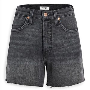 Size 26 wrangler shorts